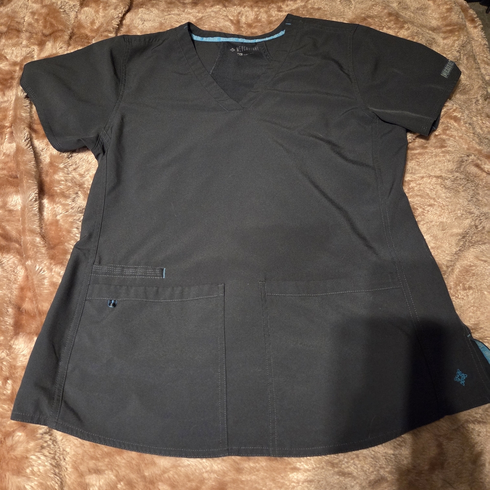 Med Couture Black Scrub Top with Teal Trim